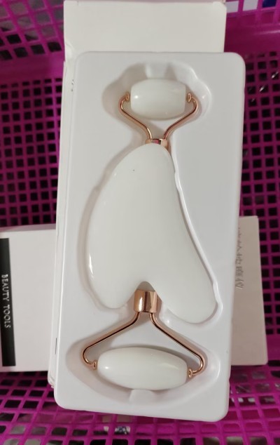 Rouleau de Jade & Gua Sha – Ninetaskin